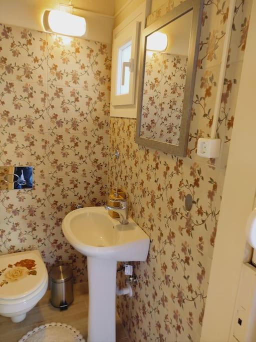 Mary'S Bright Apartment - Corfu Old Town 외부 사진